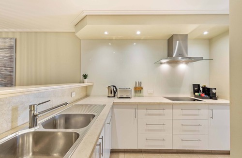 Port Douglas Villa | Mirage Resort Villa 428 with access to Sheraton Facilities
