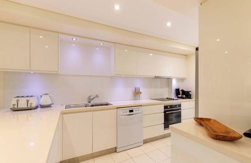 Port Douglas Villa | Mirage Resort Villa 438 with access to Sheraton Facilities