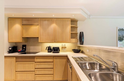 Port Douglas Villa | Mirage Resort Villa 444 with access to Sheraton Facilities