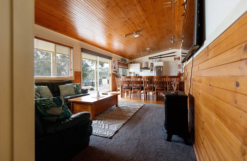Jindabyne House | Misty Mountain - September Special Now Available
