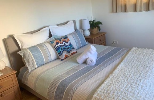 Moana House | Moana Beach Sunset Holiday Accommodation A