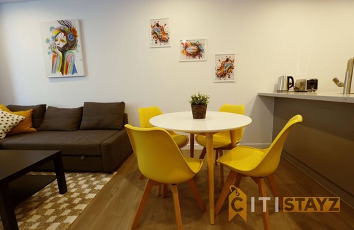 Phillip Apartment | Modern 1Bd Woden | Free Parking | Professionals