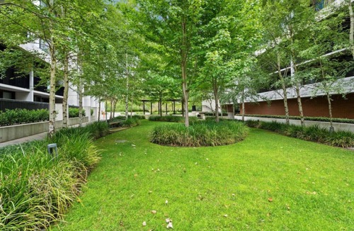 Belconnen Apartment | Modern 1BR Views in Belconnen
