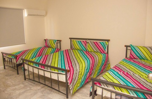 Port Vincent Apartment | Modern 2 Bedroom Apartment with Stunning Sea Views