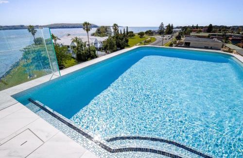 Batemans Bay Apartment | Modern 2-Bedroom Apartment with Pool Access