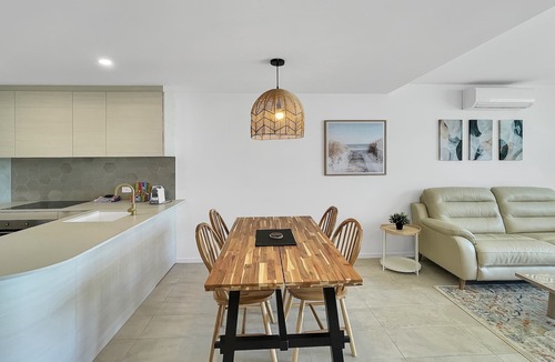 Batemans Bay Apartment | Modern 2-Bedroom Apartment with Pool Access