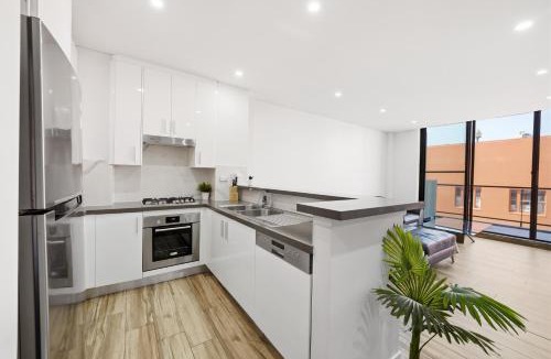 Ultimo Apartment | Modern 2BR Apt with Parking Walk to ICC & CBD & Darling Harbour & Chinatown