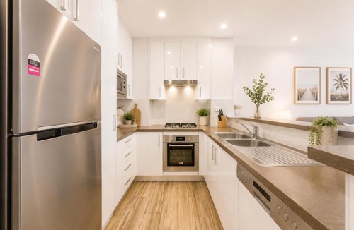 Ultimo Apartment | Modern 2BR Apt with Parking Walk to ICC & CBD & Darling Harbour & Chinatown