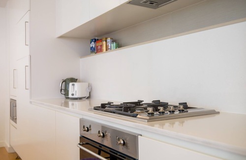Macquarie Park Apartment | Modern 2BR | Walk to Metro & MQ Centre | Parking