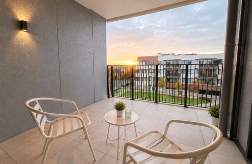 Clayton South Apartment | Modern 2BR2BA Apt in Clayton South Parking WIFI
