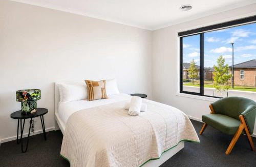 Armstrong Creek House | Modern 4BR Family Retreat near Torquay & Geelong