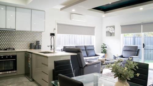 Deer Park House | Modern 4BR Near Shops, Airport & Walking Trail