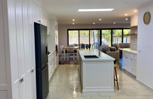 Rye House | Modern Coastal Entertainer Family Beach House with Bungalow & Spa, pet friendly.