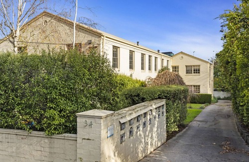 Camberwell North Apartment | Modern Comfort | Heart of Camberwell