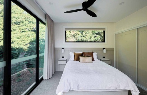 Pialligo House | Modern Cottage at Beltana Farm