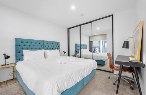 Phillip Apartment | Modern & Cozy 1-Bedroom Apartment in Phillip