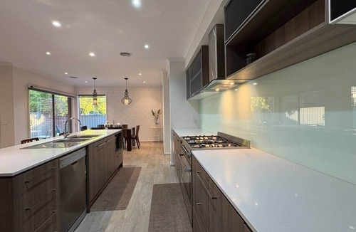 Tarneit House | Modern Family Haven | Spacious 4BR + Media Room