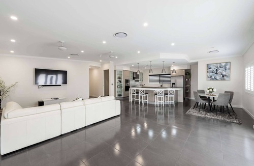 Annandale House | Modern Family Oasis with Private Pool
