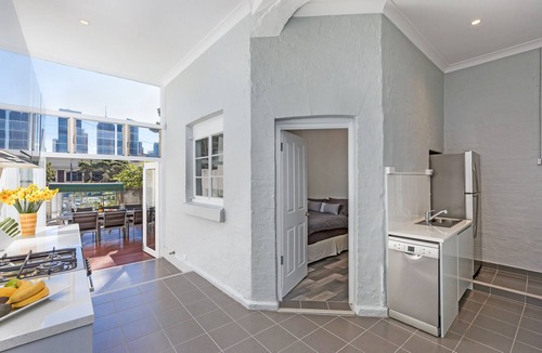 Darlinghurst House | ❤Modern Heritage Terrace. City Views. Downtown. 2 BR