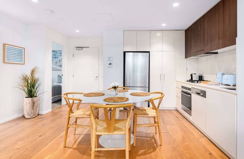 Kensington Apartment | Modern Living Close to Centennial Park