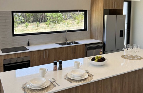 Nannup House | Modern Luxe Bush Retreat | 3BR Near Trails