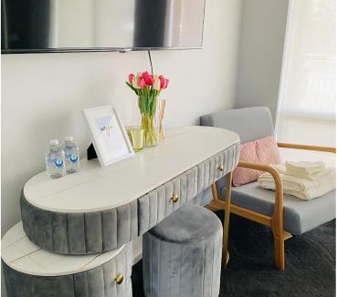 Smithfield Plains House | Modern Private room with ensuite