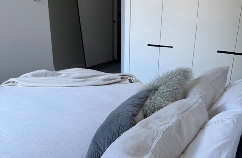 Rosebery Apartment | Modern Rosebery Apartment in the heart of Sydney