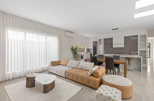Ocean Grove House | Modern villa - 12 sleep