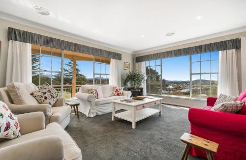 Molong House | Molong House WIth A View, NSW
