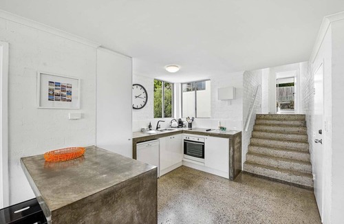 Sunrise Beach Apartment | Moments from the Beach, Sunrise Beach