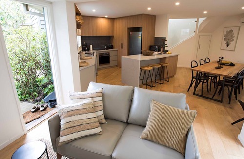 Point Lonsdale House | Monrepos in Point Lonsdale