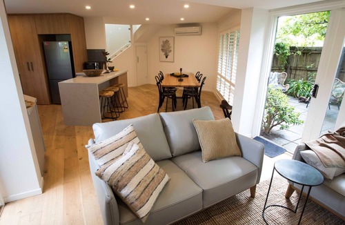 Point Lonsdale House | Monrepos in Point Lonsdale
