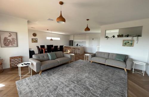 District Council of the Copper Coast House | Mood Beach House - Moonta Bay