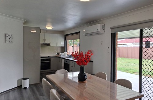 Erskine Park House | Moon House