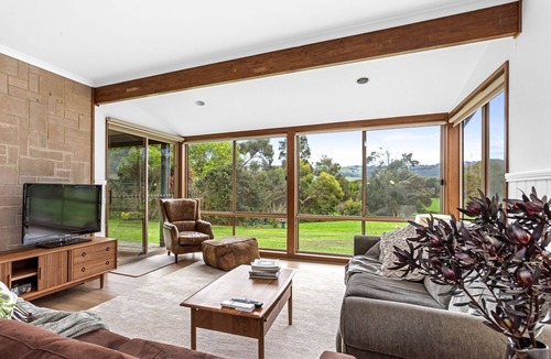 Marengo House | Moondara - An excellent location, just a short 2-minute drive from the stunning Marengo Beach