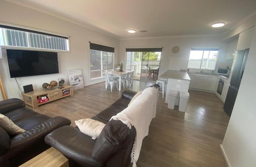 Moonta Bay House | Moonta Bay Holiday Home