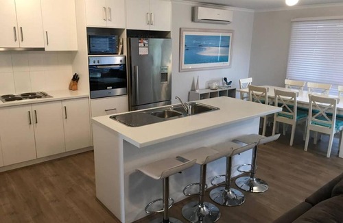 Moonta Bay House | Moontana