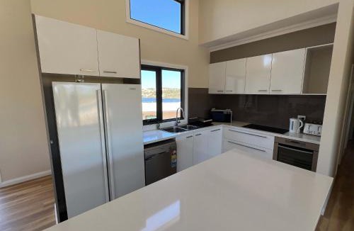 Guilderton House | Moore Memories Beach House
