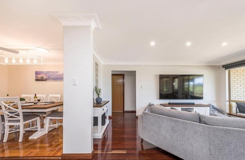 Guilderton House | Moore than a Shack