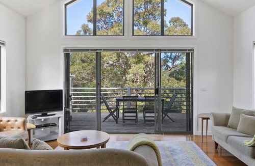 Lorne House | Morgans @ Lorne - with WiFi