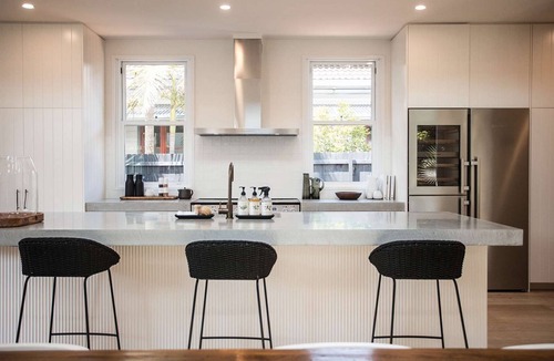 Pearl Beach House | Moso House with Heated Pool, Sauna + Cold Plunge