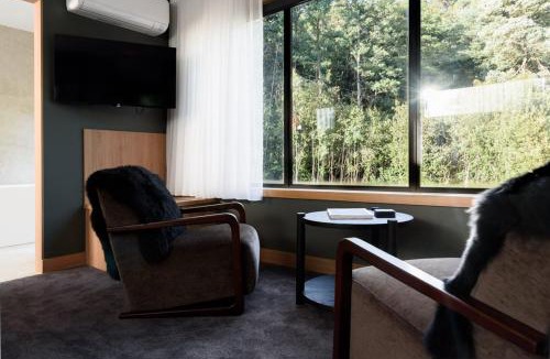 South Spreyton House | Moss Wood Lane: Peaceful Bath Hideaway