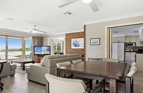 Mossy Point House | Mossy Point Pool House | Beach Walk | Sleeps 10