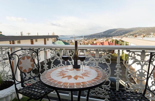 Hobart Central Business District Hotel | Motel Mayfair on Cavell
