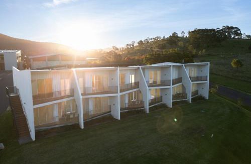 Mount View Apartment | Mount View Estate The Wisteria Studio No 6