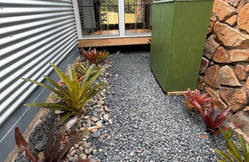 Lowanna House | Mountain House Retreat is family-pet-friendly