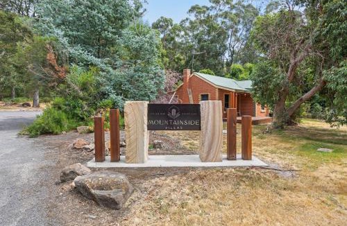 Halls Gap Villa | Mountainside Villa One