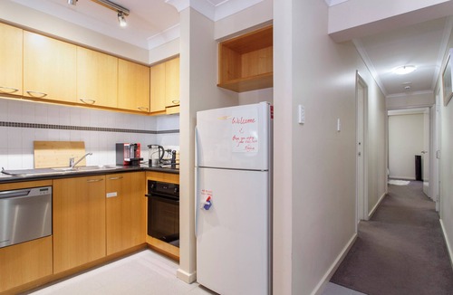 Perth Central Business District Apartment | Mounts Bay Village Apartment - Perth CBD