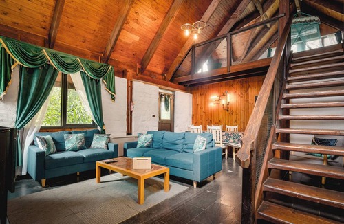 Emerald Cabin | Myrtle Loft - Sun-Kissed Forest Garden, Emerald