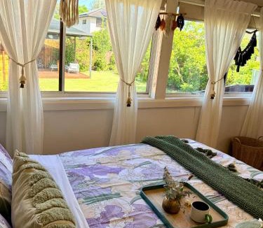 Wentworthville House | Mystic Garden Private Entry & Bath, Pet Friendly